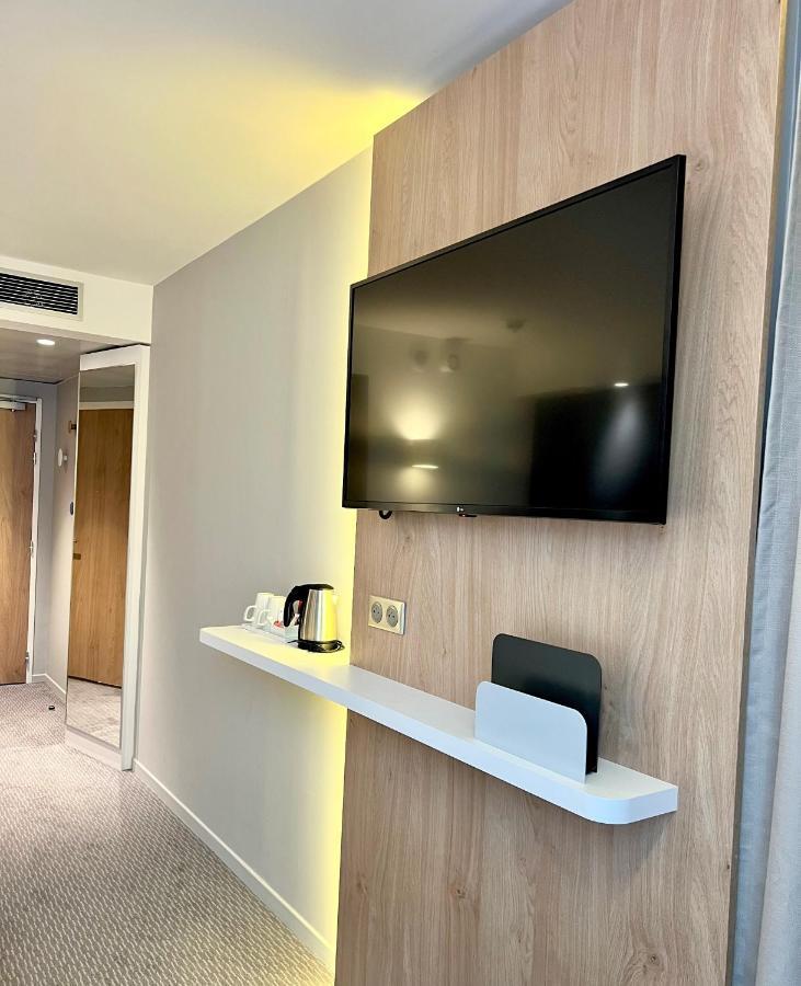 Holiday Inn Express - Marne-La-Vallee Val D'Europe By Ihg 贝利罗曼维利而 外观 照片