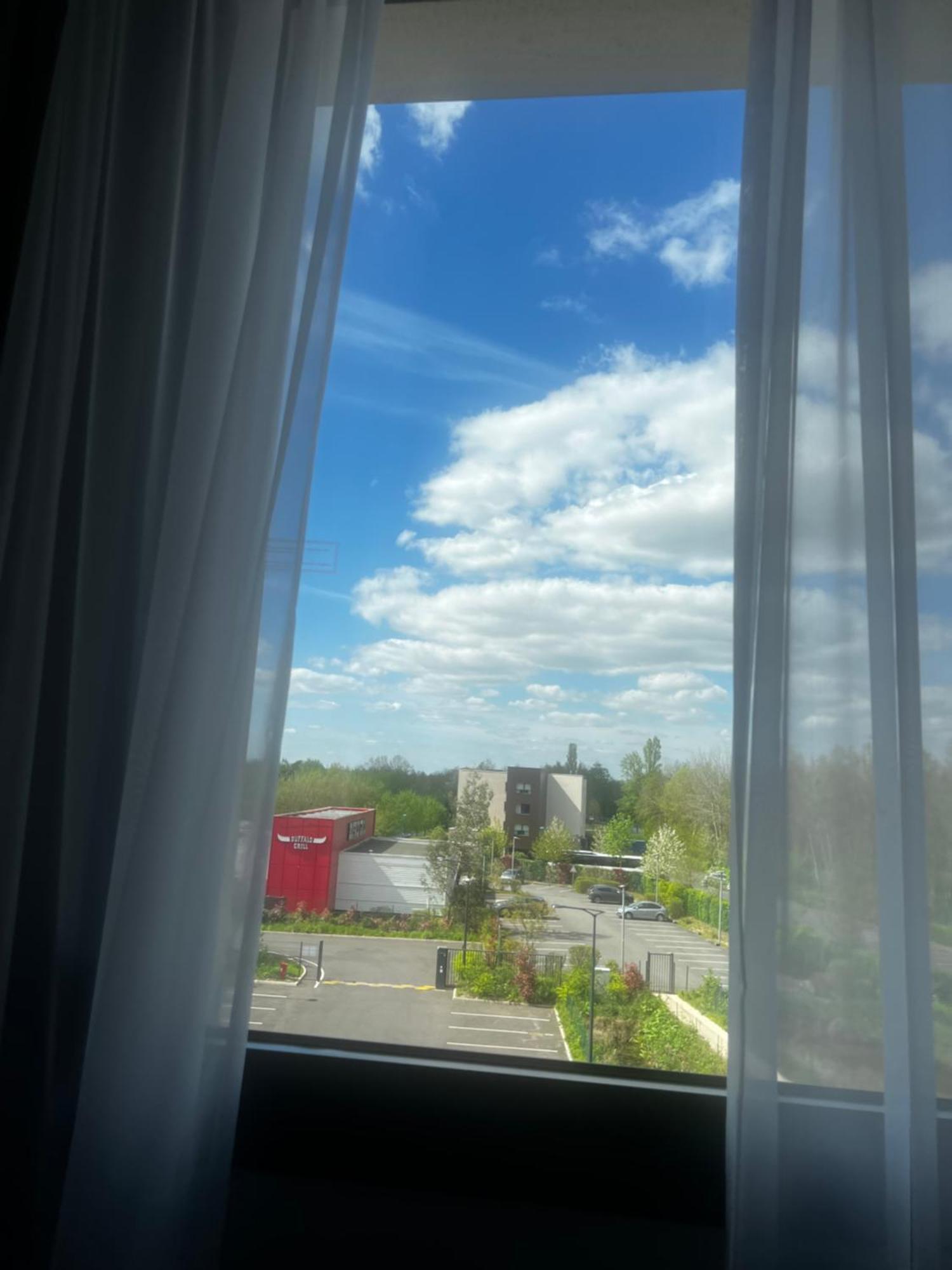 Holiday Inn Express - Marne-La-Vallee Val D'Europe By Ihg 贝利罗曼维利而 外观 照片